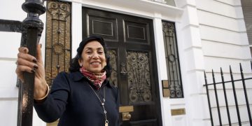 Healthy Smile, Confidence & Attraction: Why Your Teeth Matter More Than You Think