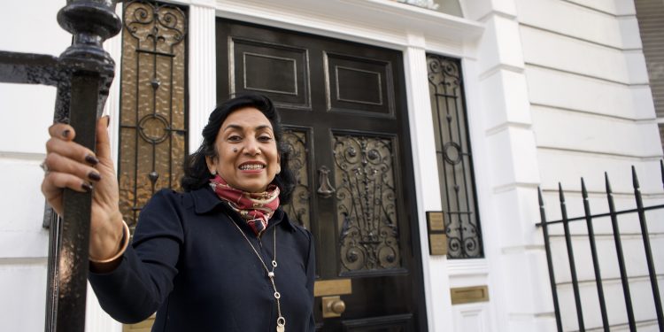 Healthy Smile, Confidence & Attraction: Why Your Teeth Matter More Than You Think