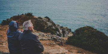 regrets of the dying, couple looking out to sea