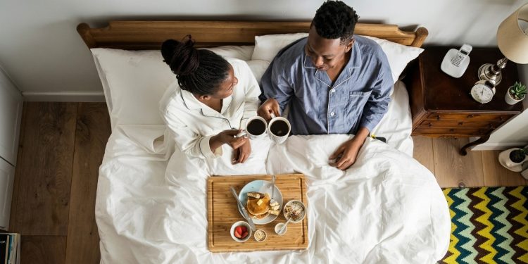 How to sleep better in hot weather